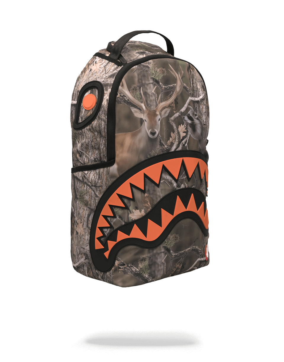 Wild Life Hunter Rubber Shark Backpack - Image 2