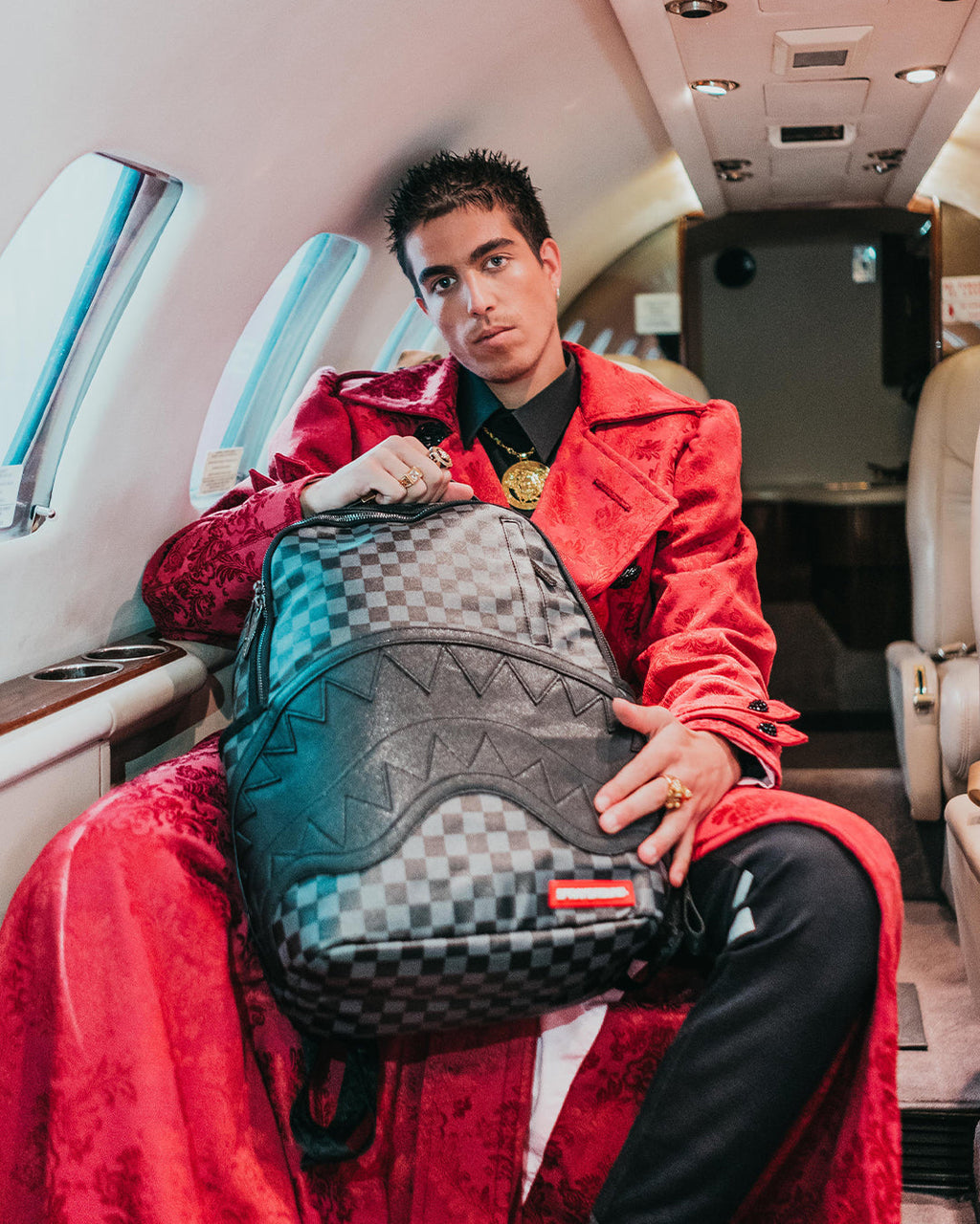 Henny Black Dlx Backpack - Image 21