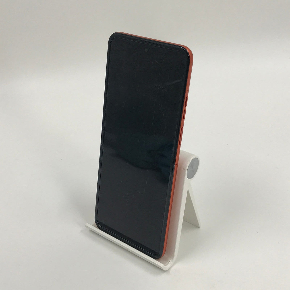 Motorola Razr (2024) 256GB Orange (GSM Unlocked) - Image 3