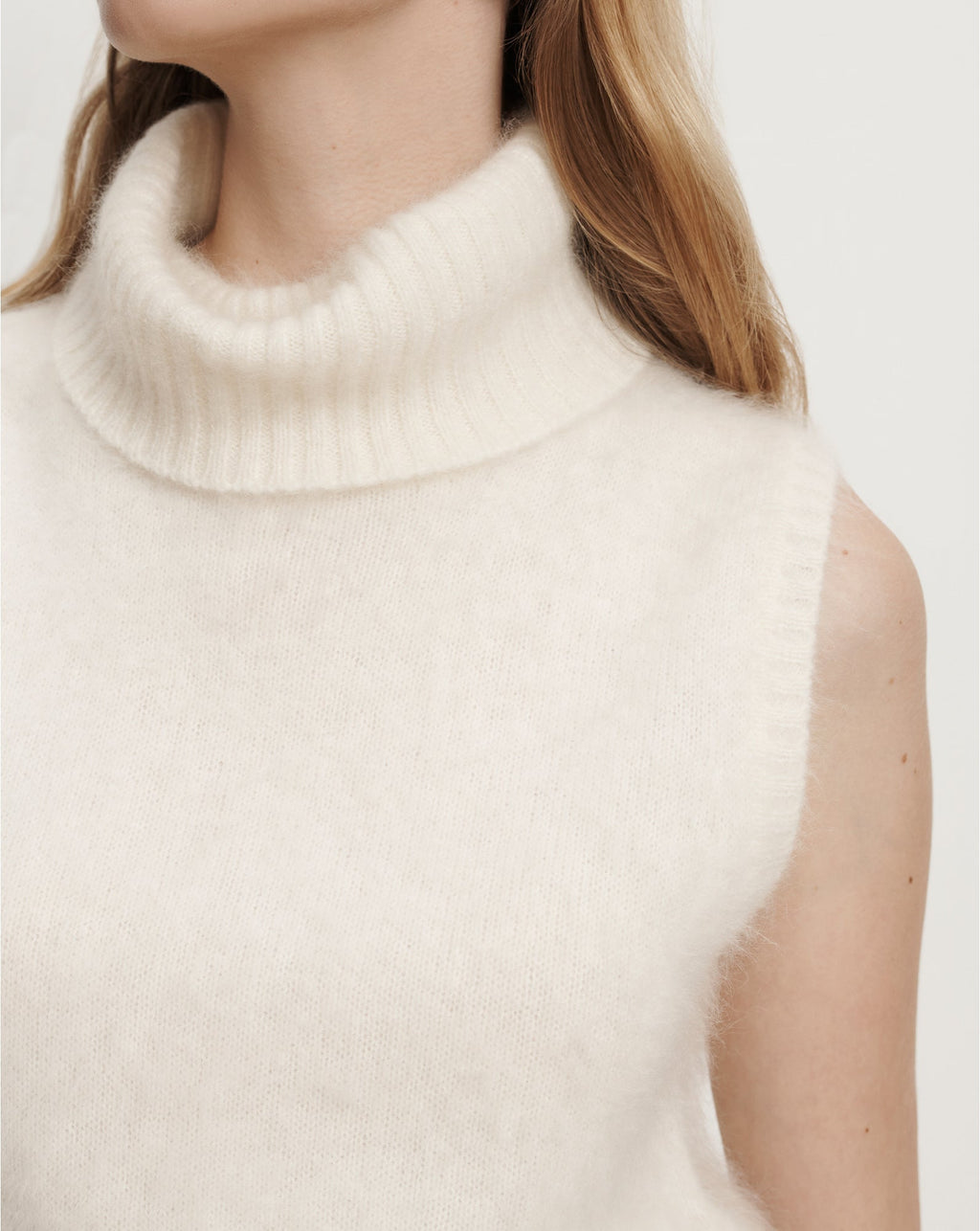 Mazzy Brushed Cashmere Sleeveless Sweater - Image 5