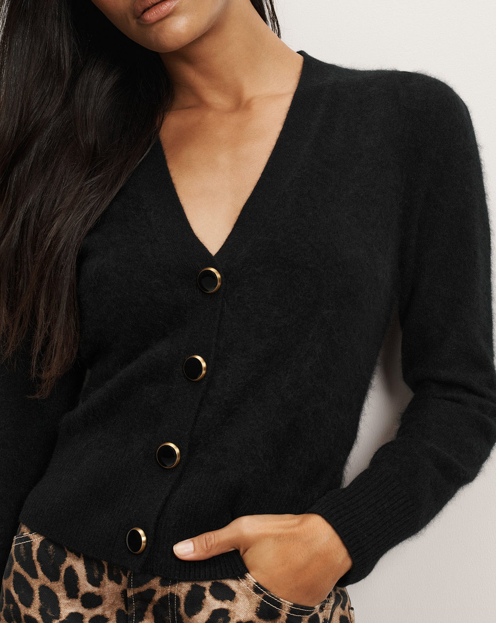 Solene Brushed Cashmere Cardigan - Image 4