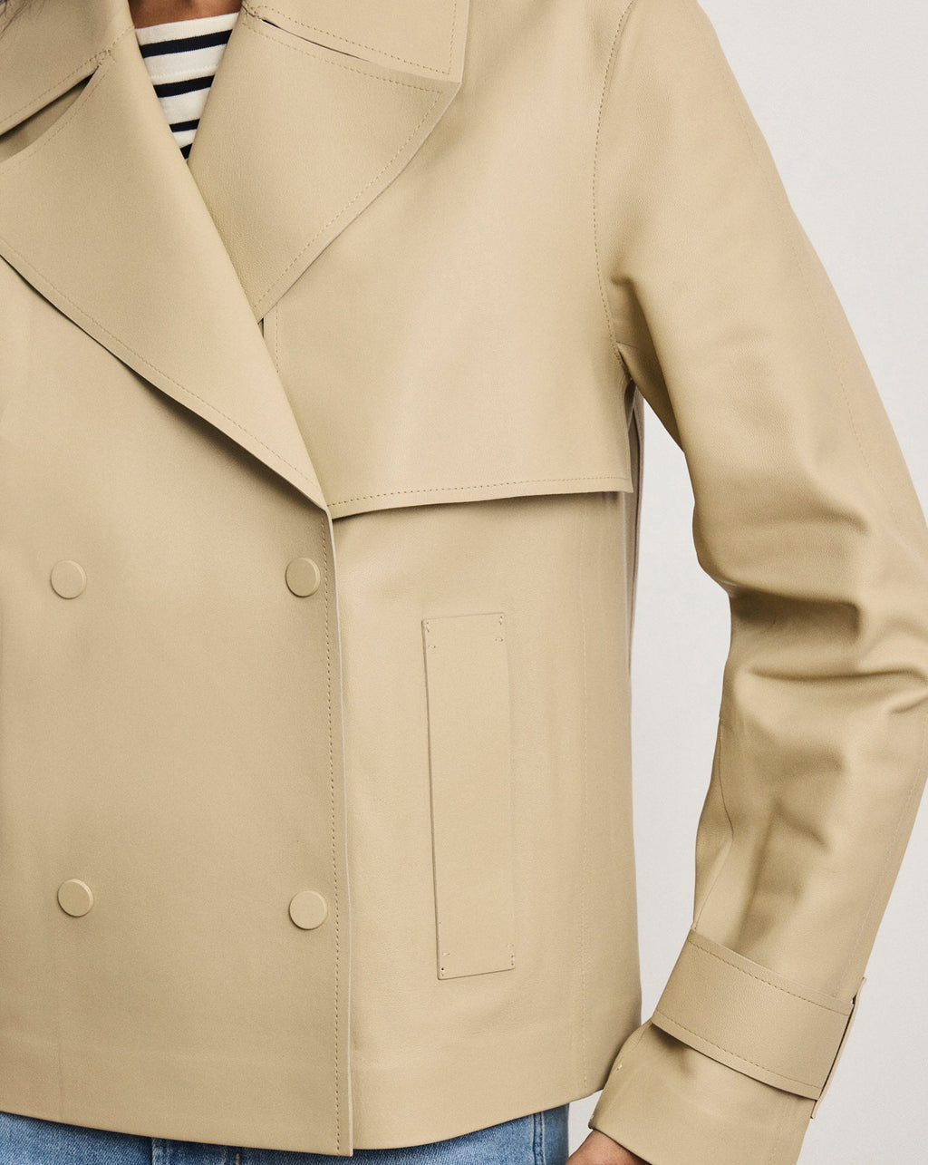 Heathcliff Cropped Leather Trench Coat - Image 5