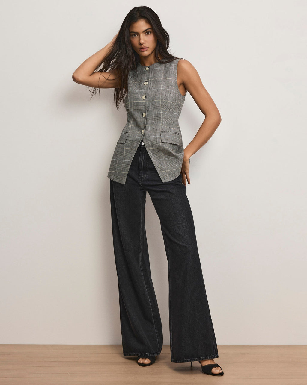 Lois Linen-Blend Vest - Image 2