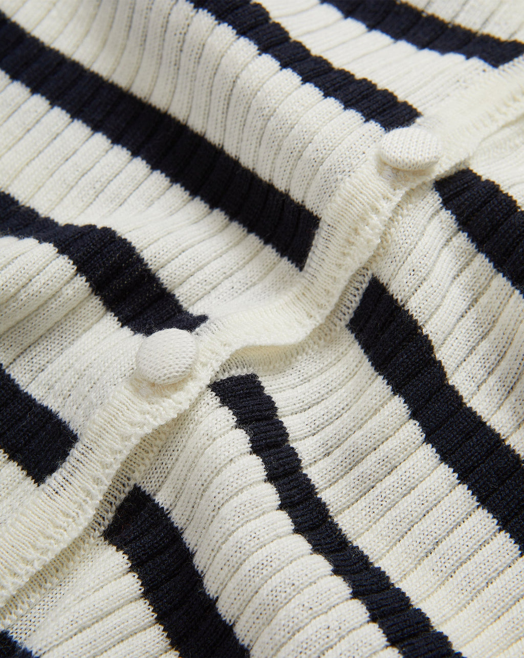 Anwin Merino Wool Cardigan - Image 3