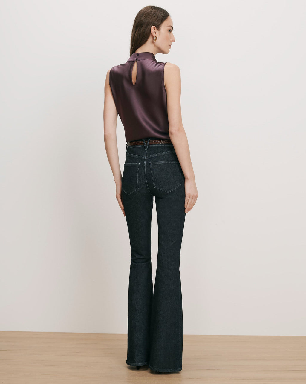 Tam Sleeveless Blouse - Image 5