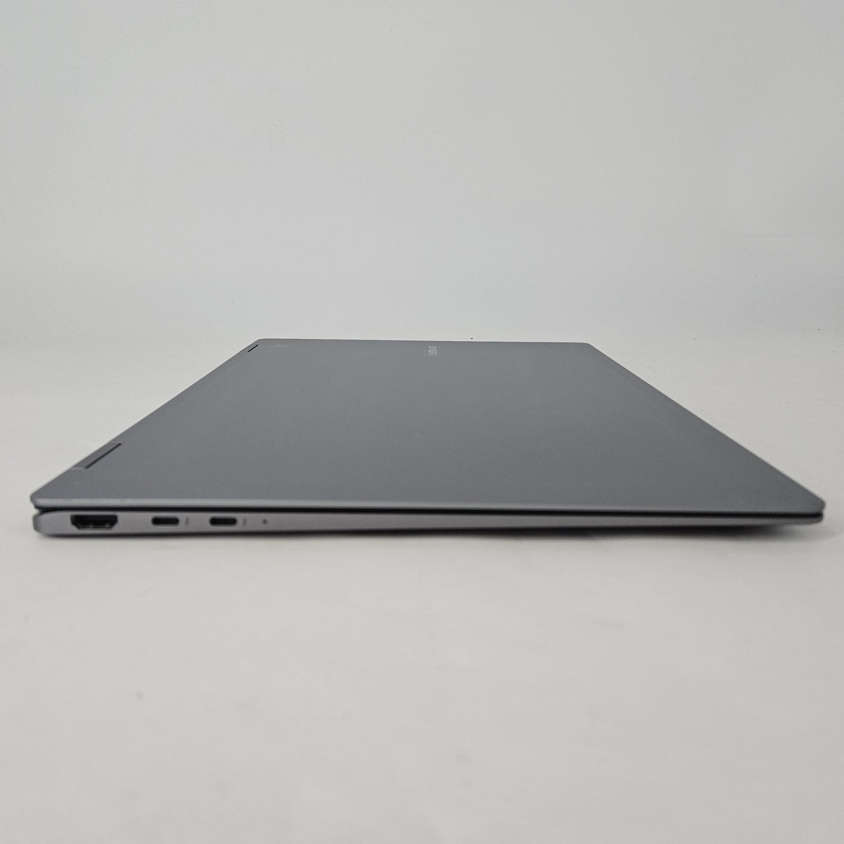 Samsung Galaxy Book5 Pro 360 16 Gray 2.2 GHz Intel Core Ultra 7 Series 2 32GB RAM 1TB Solid State Drive - Image 8