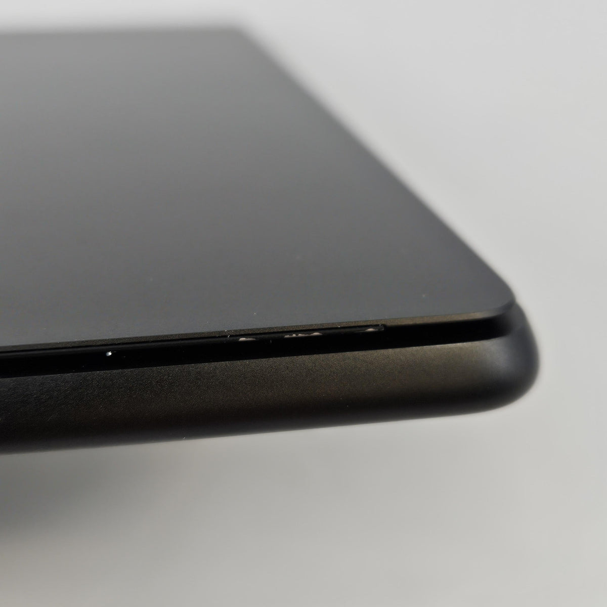 Microsoft Surface Pro 11 13 Black WiFi 3.4 GHz Qualcomm Snapdragon X Plus 16GB RAM 512GB Solid State Drive - Image 10
