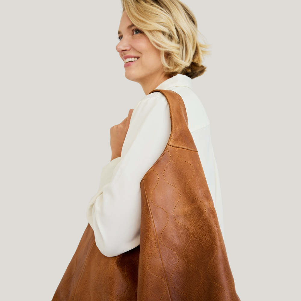 Lindsey Groovy Swirl Leather Tote Bag - Image 13