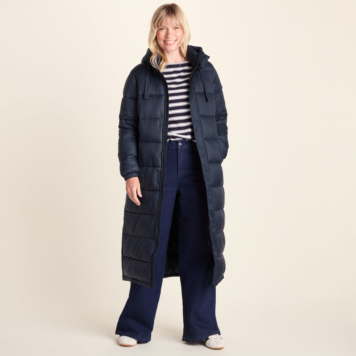 Cautley Womens Long Padded Shower Resistant Jacket - Dark Indigo - Image 2