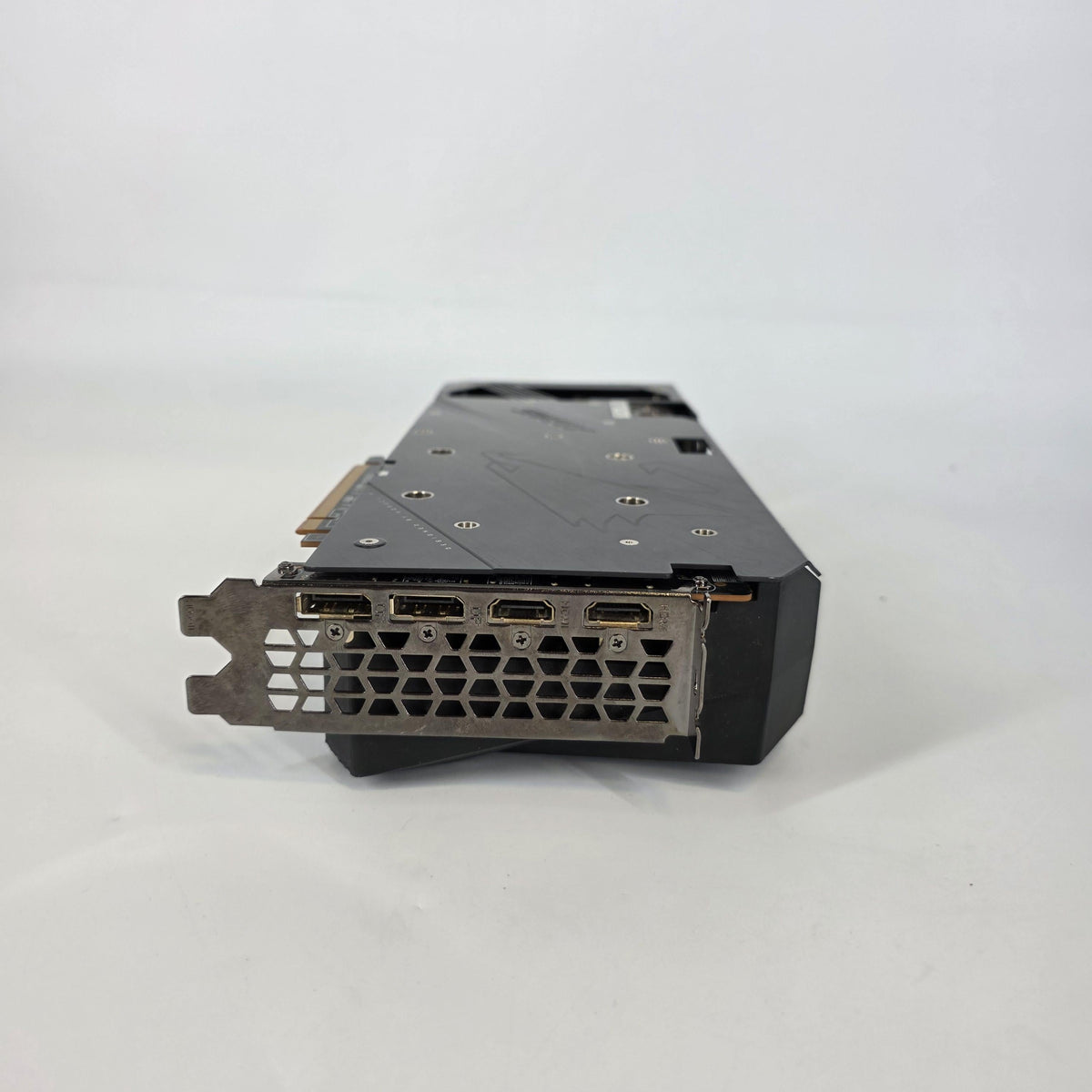 AMD Radeon RX 6800 XT 16GB RAM - Image 4