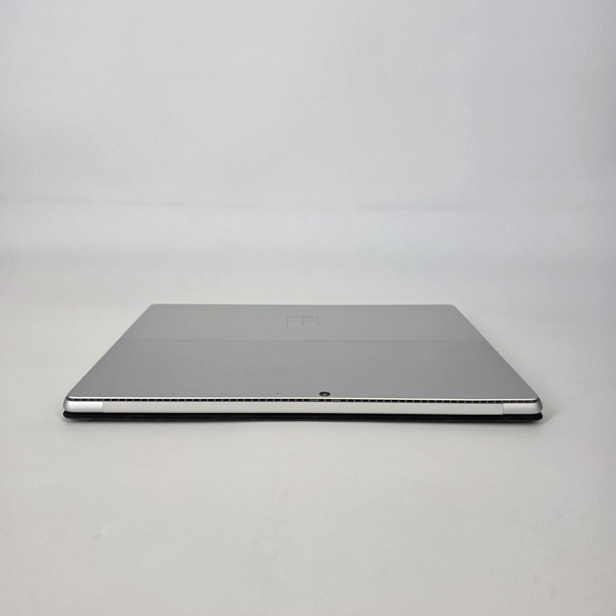 Microsoft Surface Pro 8 13 Silver WiFi 2.6 GHz Intel Core i5 11th Gen. 16GB RAM 256GB Solid State Drive - Image 7