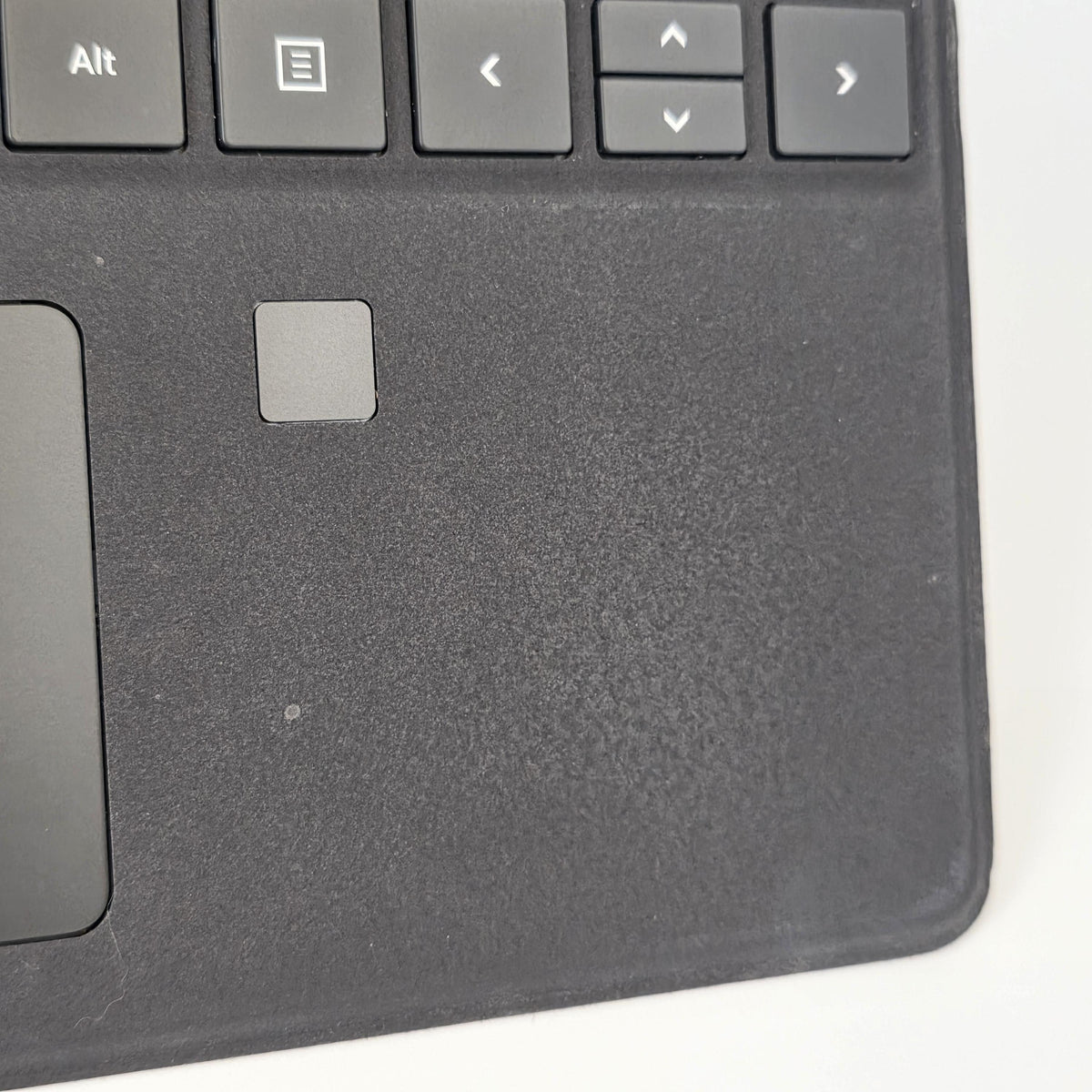 Microsoft Surface Pro 8 13 Silver WiFi 2.6 GHz Intel Core i5 11th Gen. 16GB RAM 256GB Solid State Drive - Image 11
