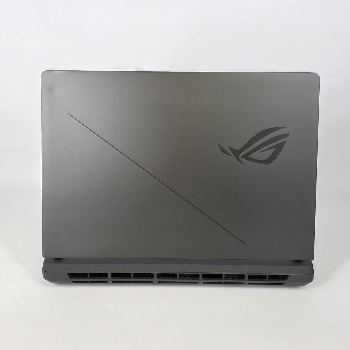 Asus ROG Strix G16 G615 16 Black 2.7 GHz Intel Core Ultra 9 Series 2 32GB RAM 1TB Solid State Drive NVIDIA GeForce - Image 10