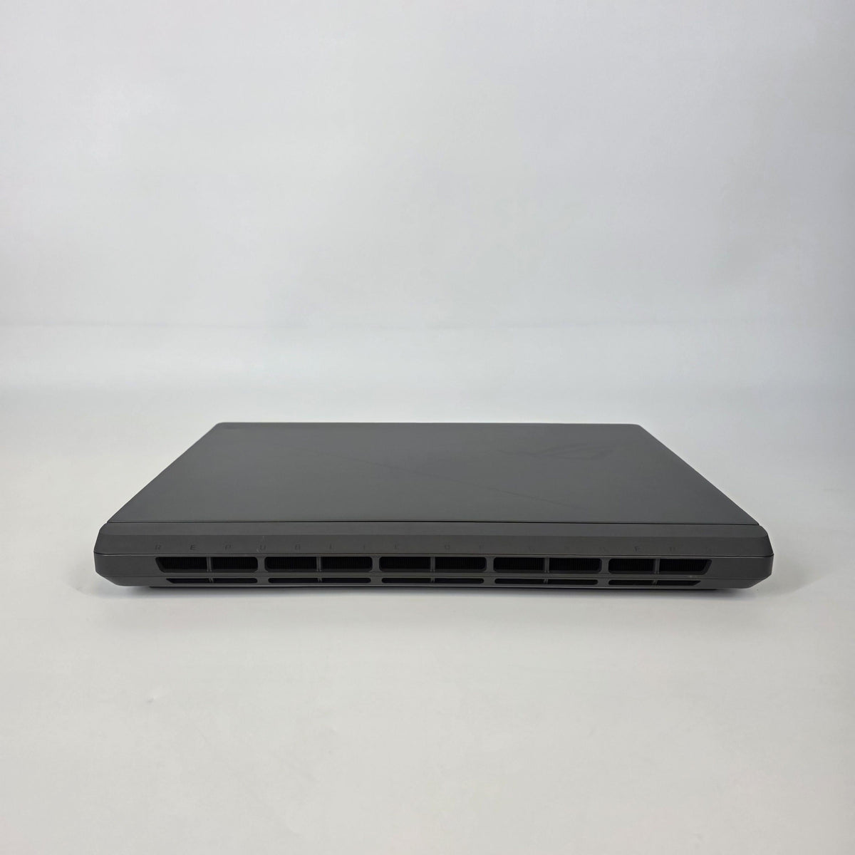 Asus ROG Strix G16 G615 16 Black 2.7 GHz Intel Core Ultra 9 Series 2 32GB RAM 1TB Solid State Drive NVIDIA GeForce - Image 6