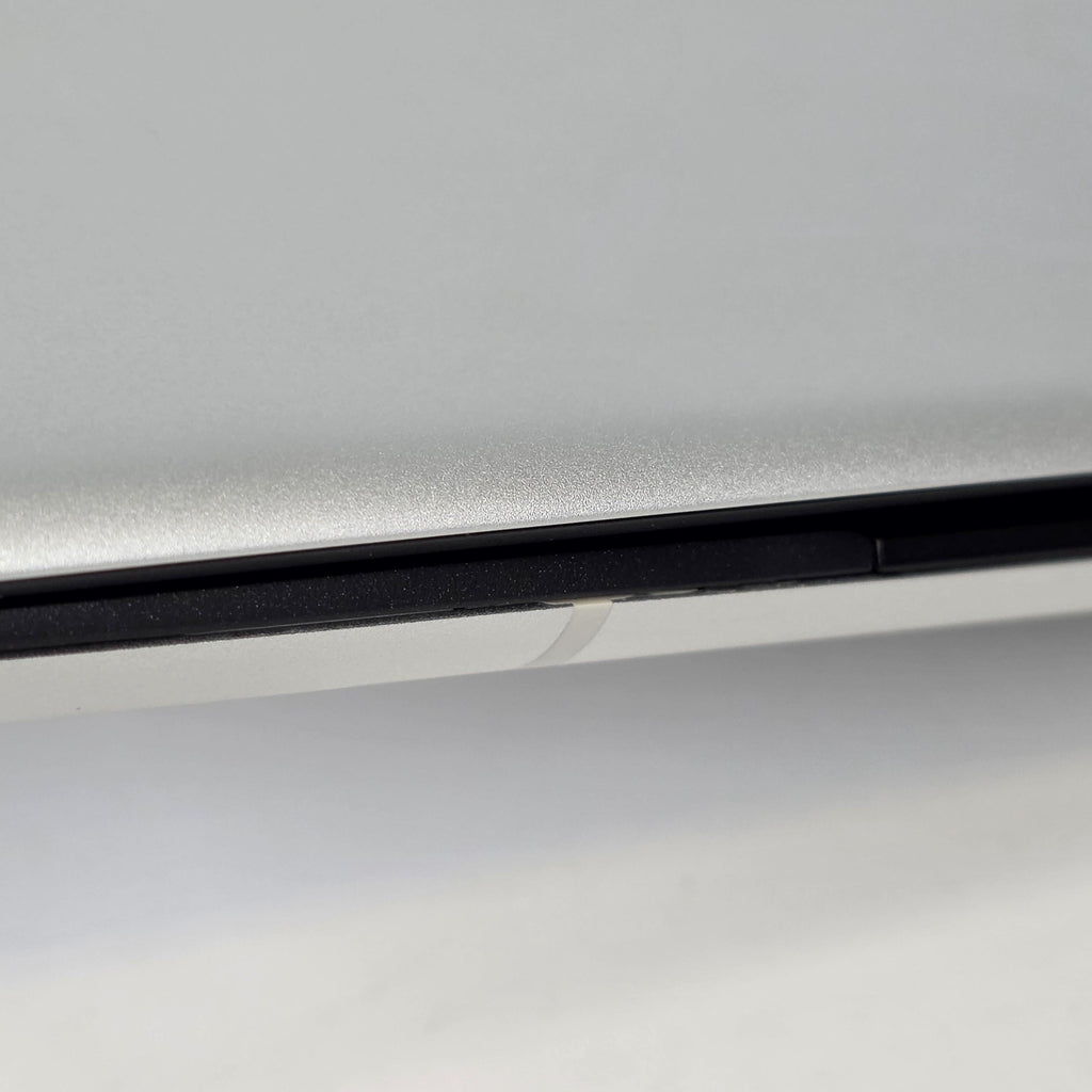 Dell Alienware X16 R2 Silver 2.3 GHz Intel Core Ultra 9 32GB RAM 1TB Solid State Drive NVIDIA GeForce RTX 4070 8 - Image 13