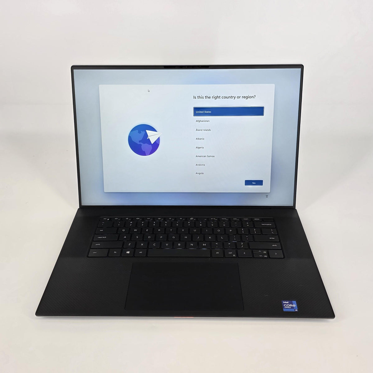 Dell Precision 5760 17 Gray 2.6 GHz Intel Core i9 11th Gen. 64GB RAM 2TB Solid State Drive NVIDIA RTX A3000 6 GB