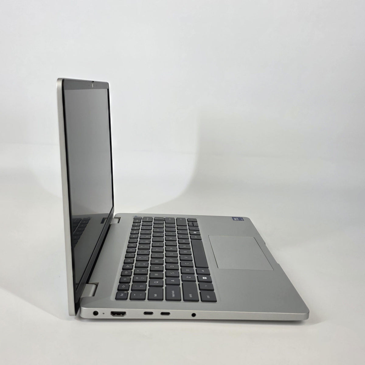 Dell Pro 14 PC14250 Platinum Silver 2.1 GHz Intel Core 7 32GB RAM 512GB Solid State Drive - Image 3