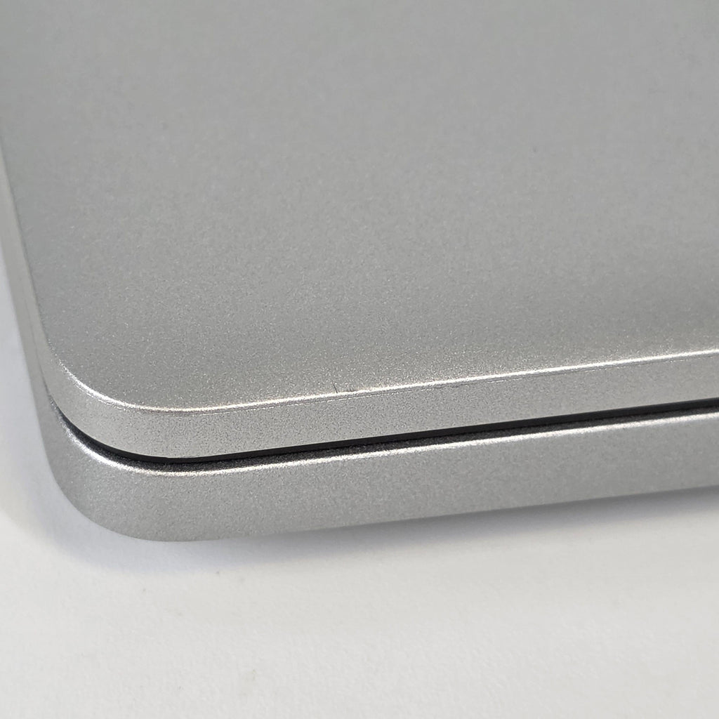 Dell Pro 14 PC14250 Platinum Silver 2.1 GHz Intel Core 7 32GB RAM 512GB Solid State Drive - Image 13