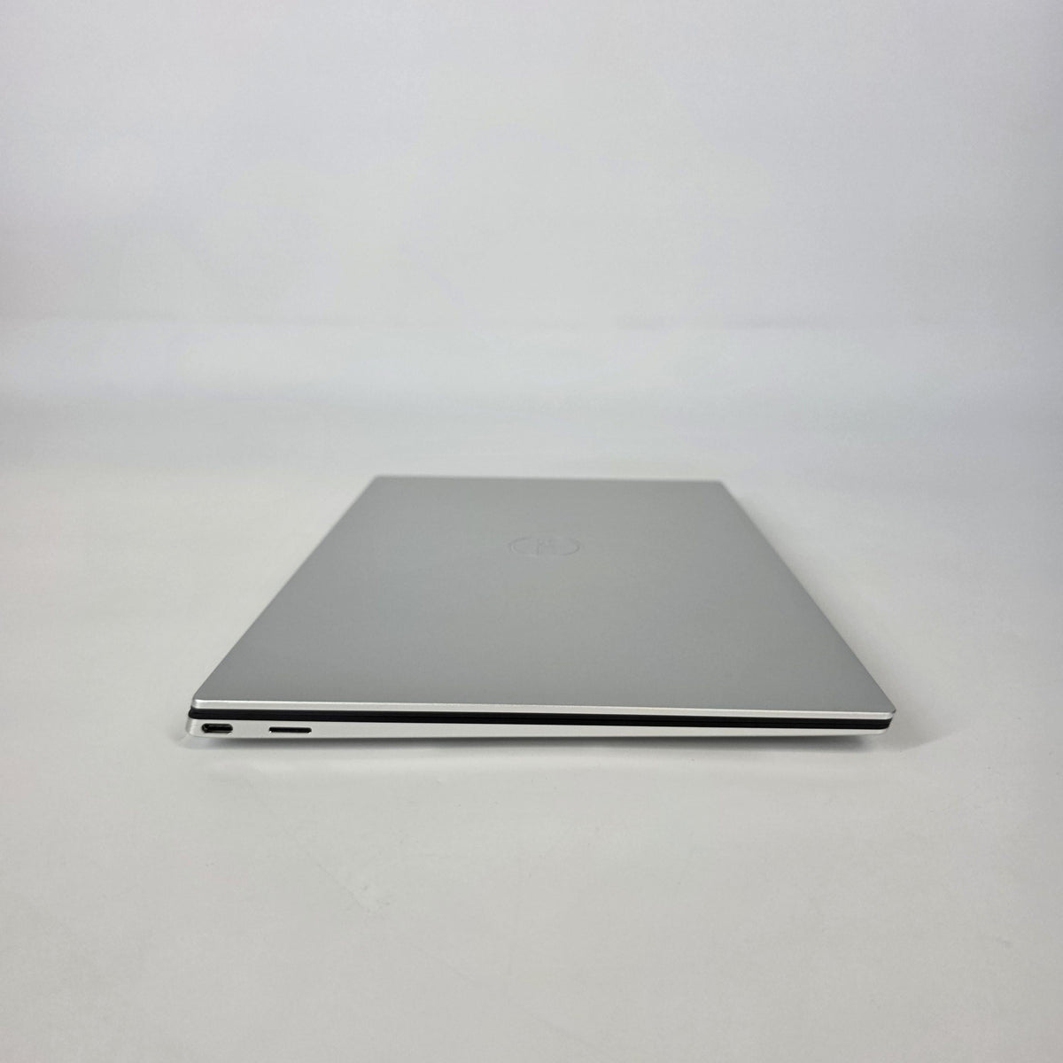 Dell XPS 13 9310 Silver 2.8 GHz Intel Core i7 11th Gen. 32GB RAM 1TB Solid State Drive - Image 9
