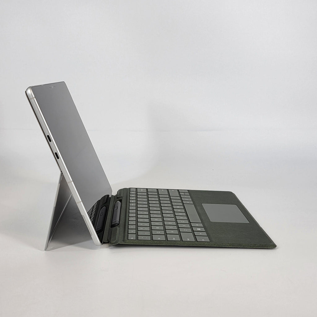 Microsoft Surface Pro 9 13 Platinum Unlocked 2.9 GHz Microsoft SQ3 Processor 8GB RAM 256GB Solid State Drive - Image 3