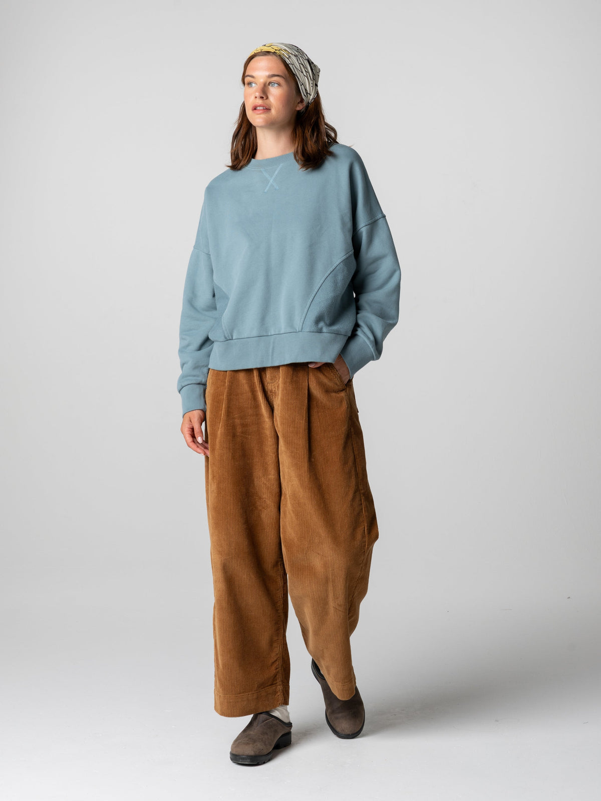 Women's Awen Crew Sweatshirt - Image 4