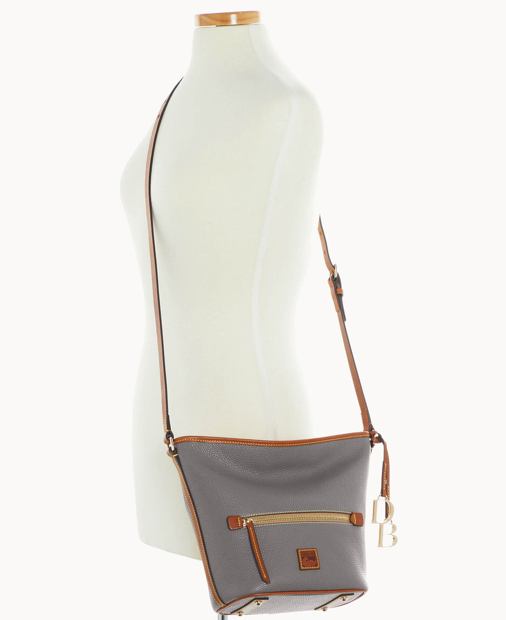 Pebble Grain Zip Sac - Image 84