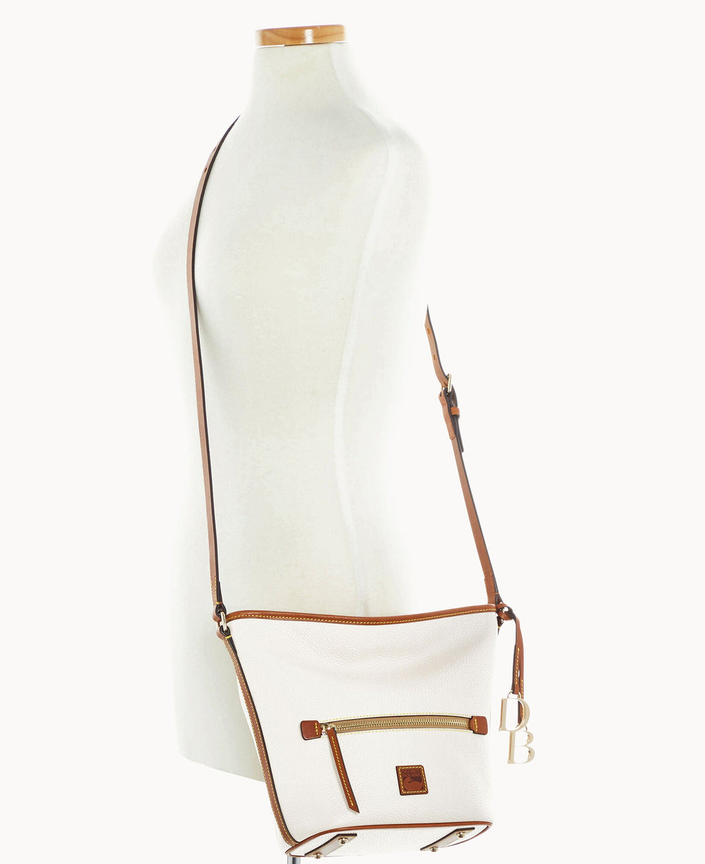Pebble Grain Zip Sac - Image 28
