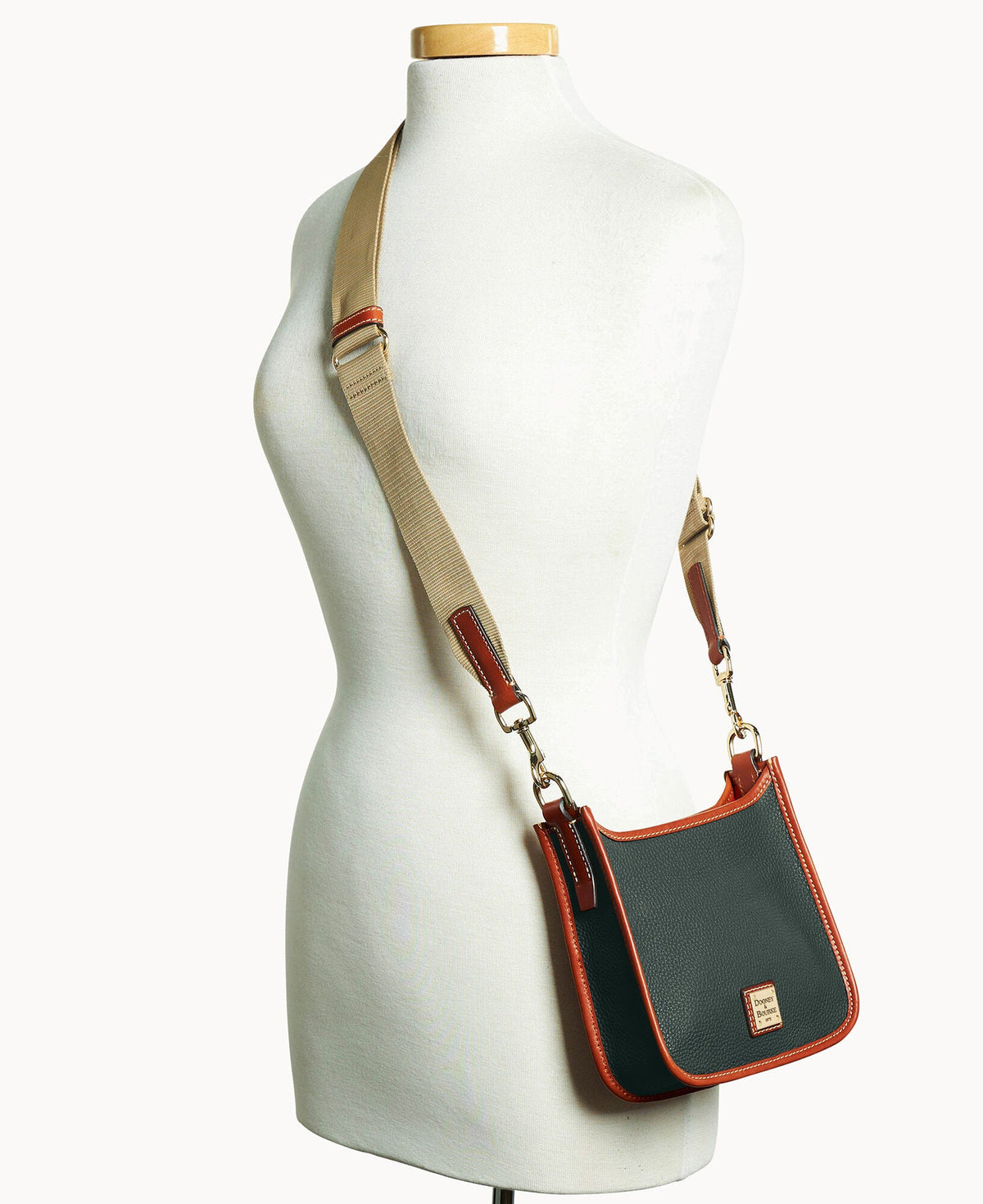 Pebble Grain Small Messenger - Image 16