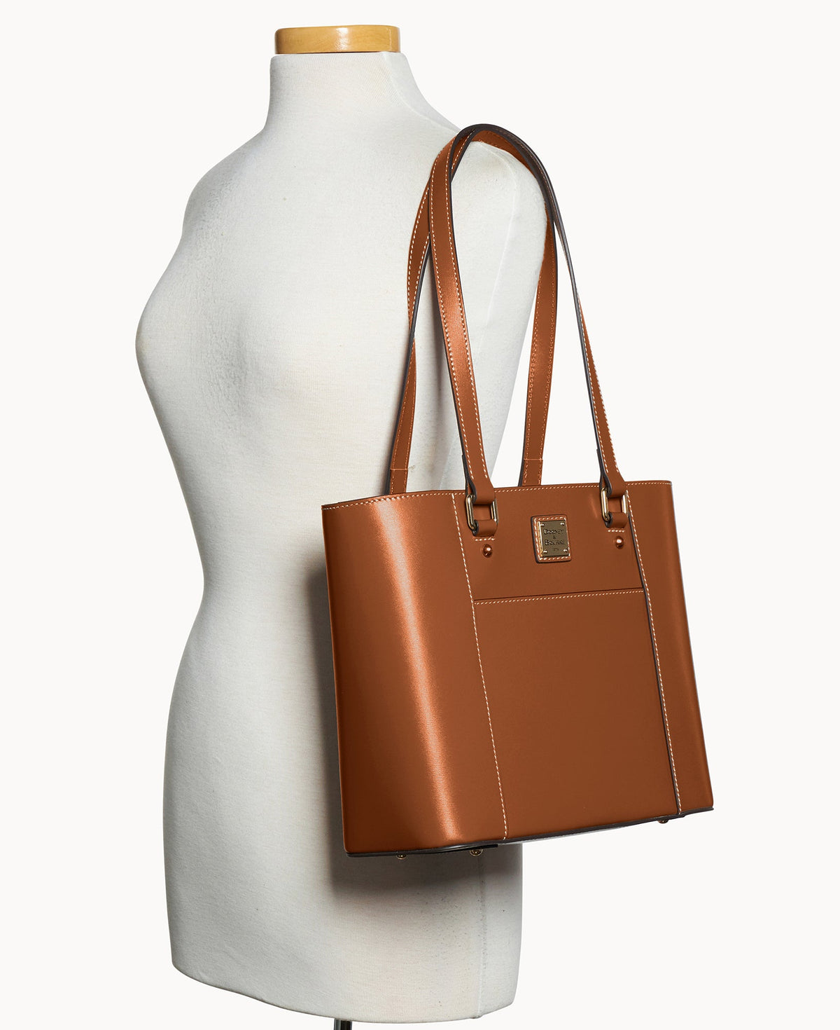 Penrose Pocket Tote 30 - Image 155