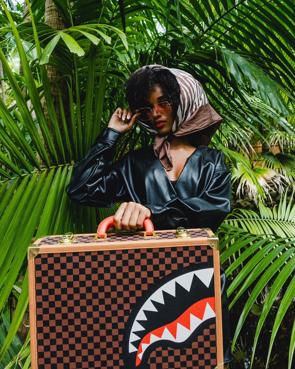 Henny Air to the Throne Attaché Briefcase - Image 2