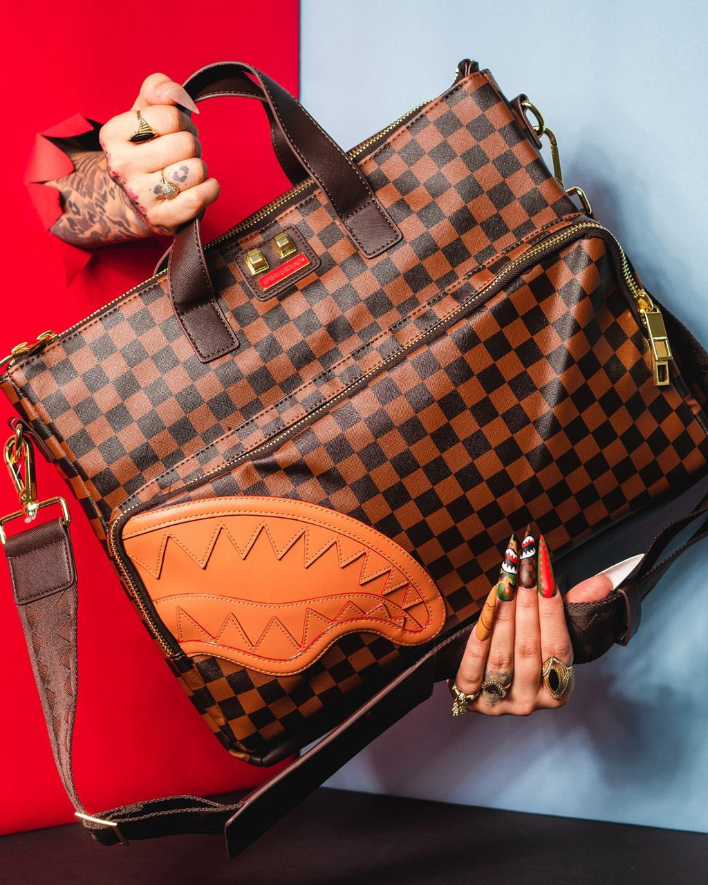 Henny Travel Case - Image 2