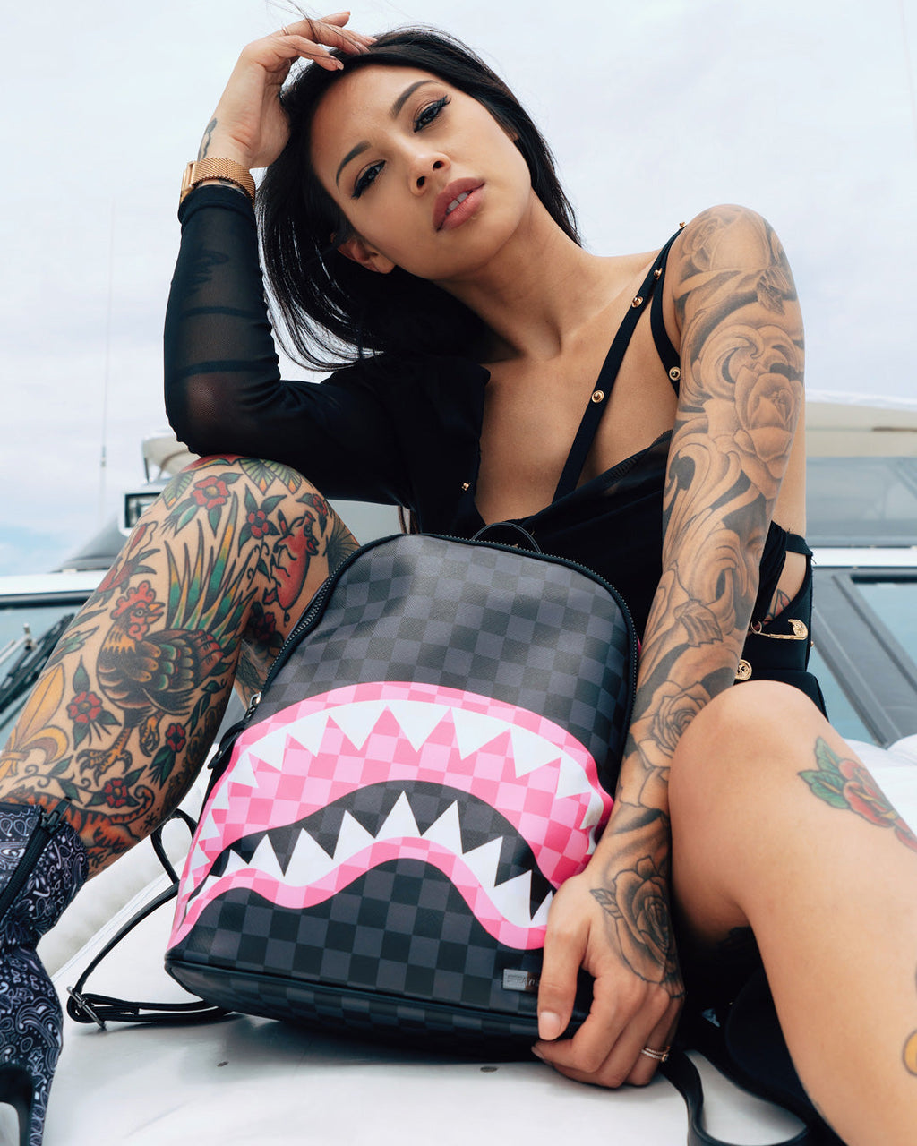 Sharks in Candy Savage - Image 2