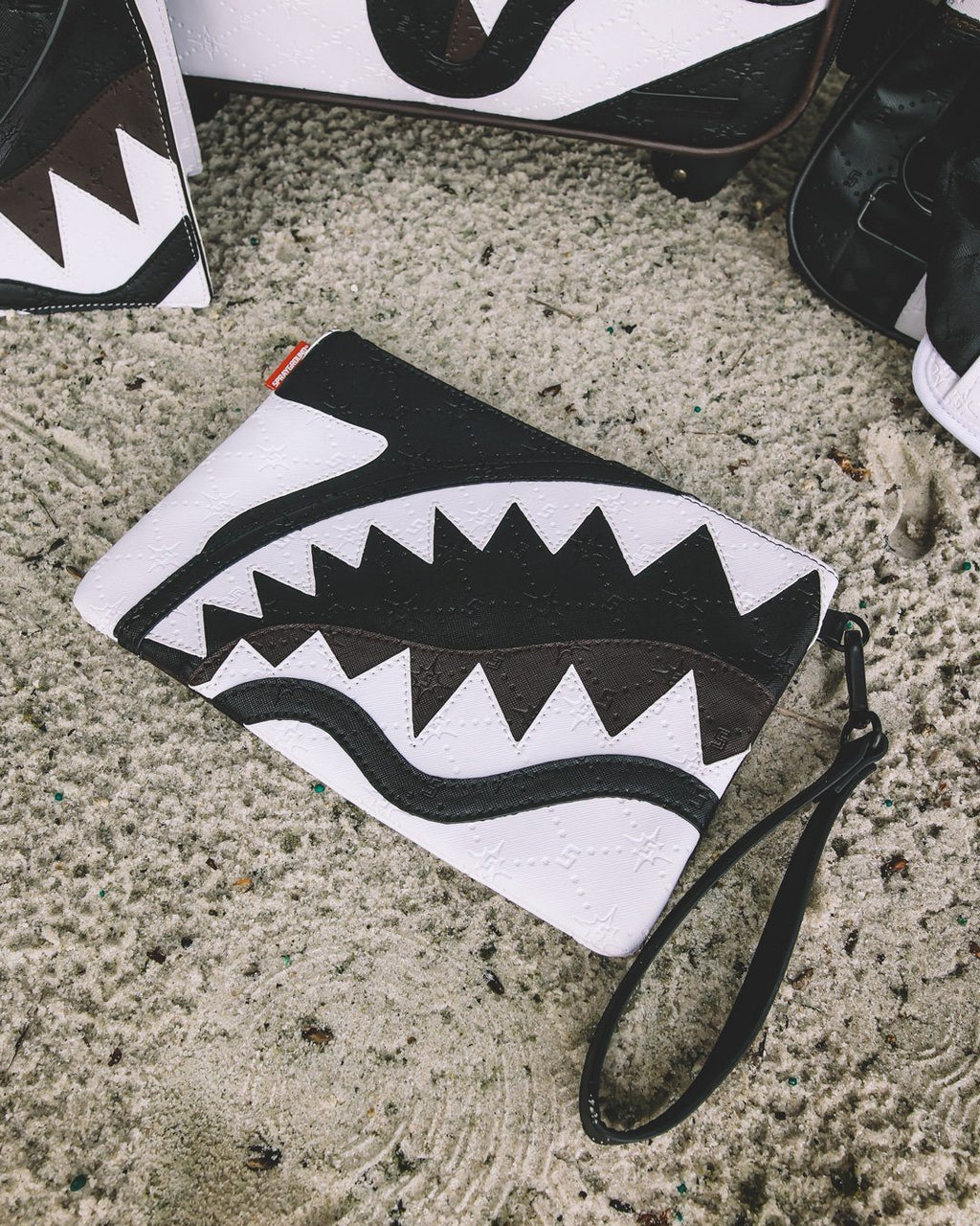 V.v.i.p. Crossover Clutch - Image 4