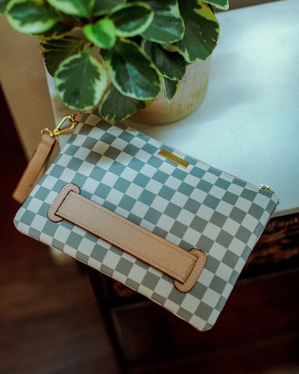 Rose All Day La Palais Crossover Clutch - Image 9