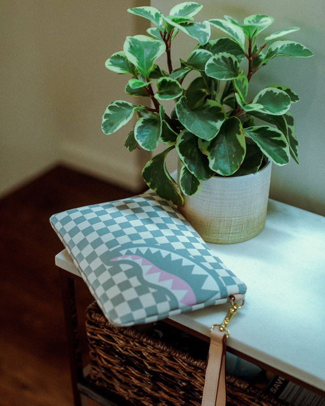 Rose All Day La Palais Crossover Clutch - Image 13
