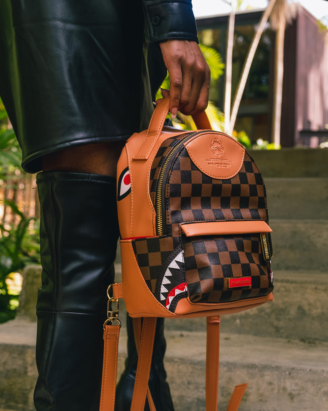 Henny Air to the Throne Quattro Backpack - Image 7