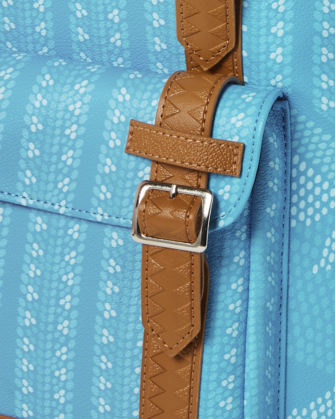 Illuchains Turq Hills Backpack - Image 13