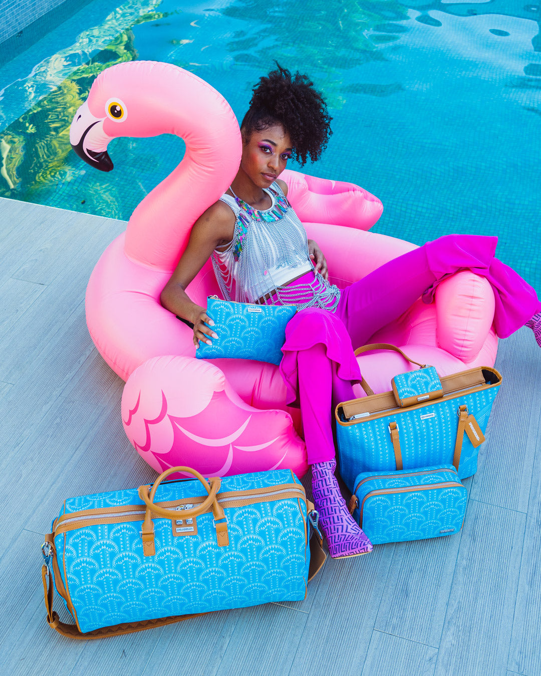 Illuchains Turq Crossover Clutch - Image 6