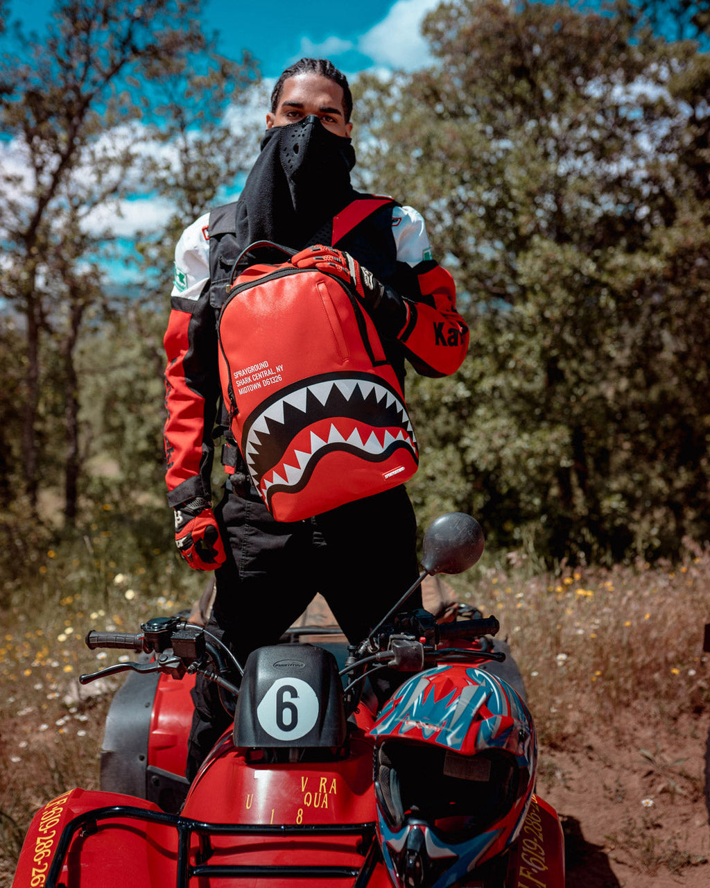 Shark Central (Red) (Dlxv) - Image 4
