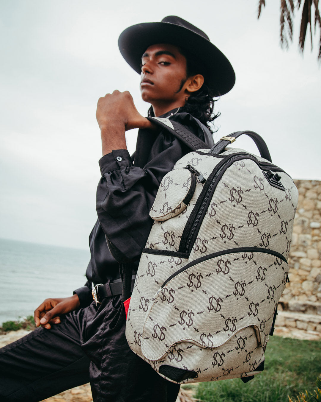 The Getaway Backpack (Dlxv) - Image 2