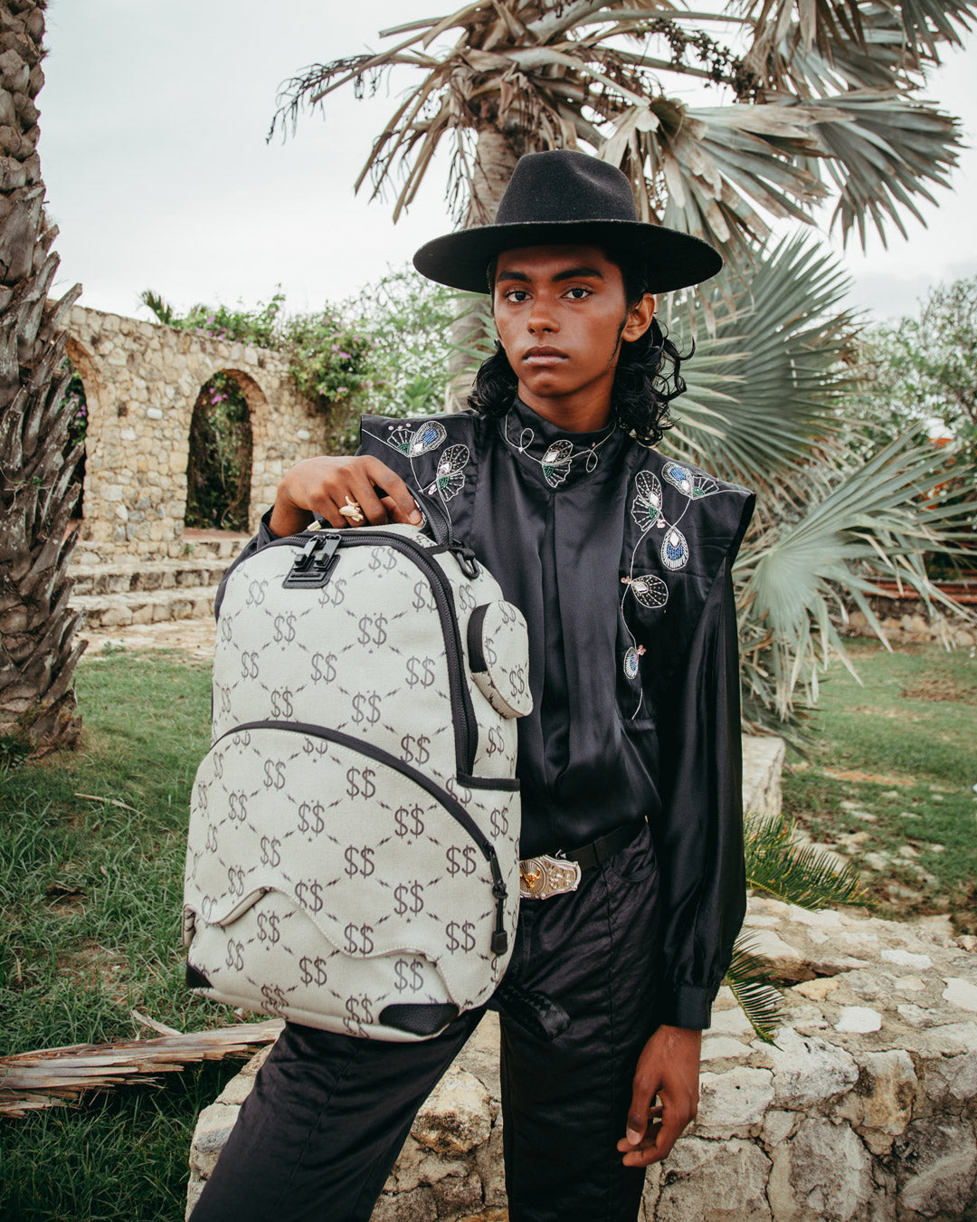 The Getaway Backpack (Dlxv) - Image 4