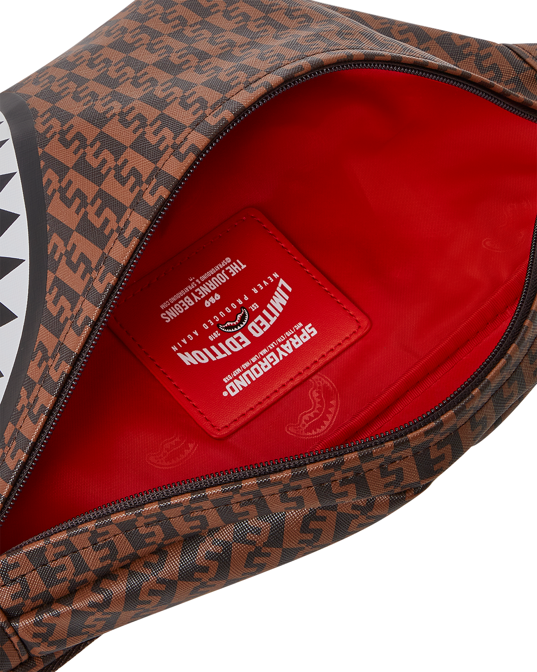 Cashin Checks Savvy Crossbody - Image 5