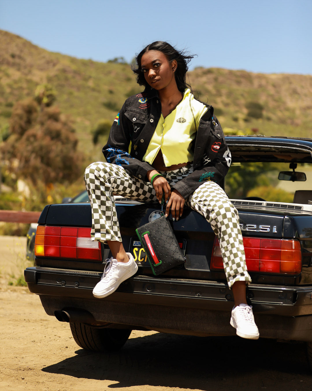 Dinero Crossover Clutch - Image 6