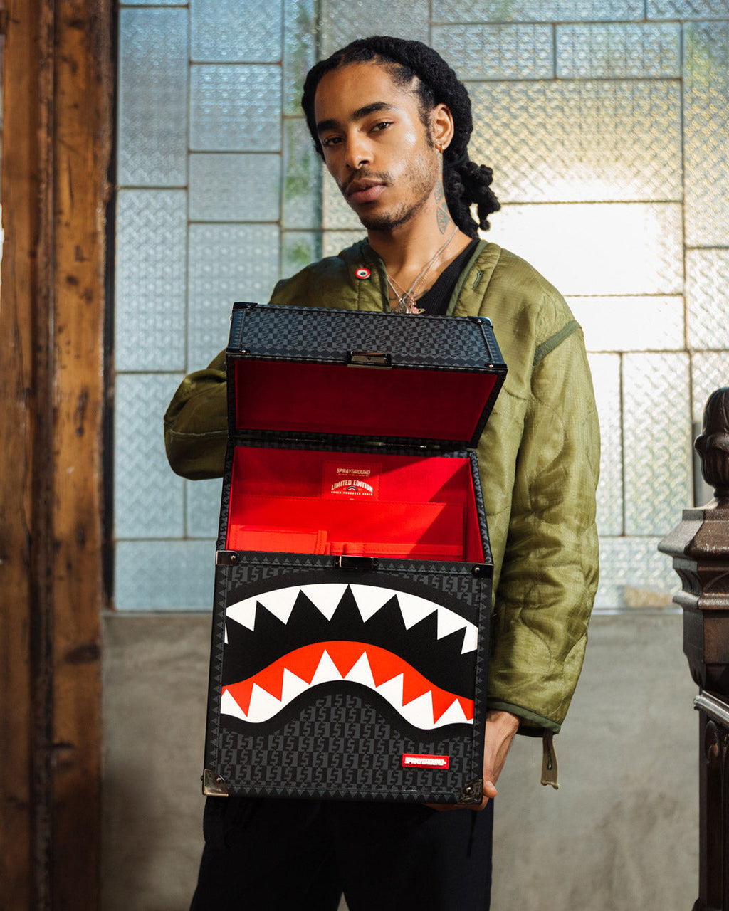 Spraygatti Revv Chaturanga Shark 1900 Backpack - Image 2