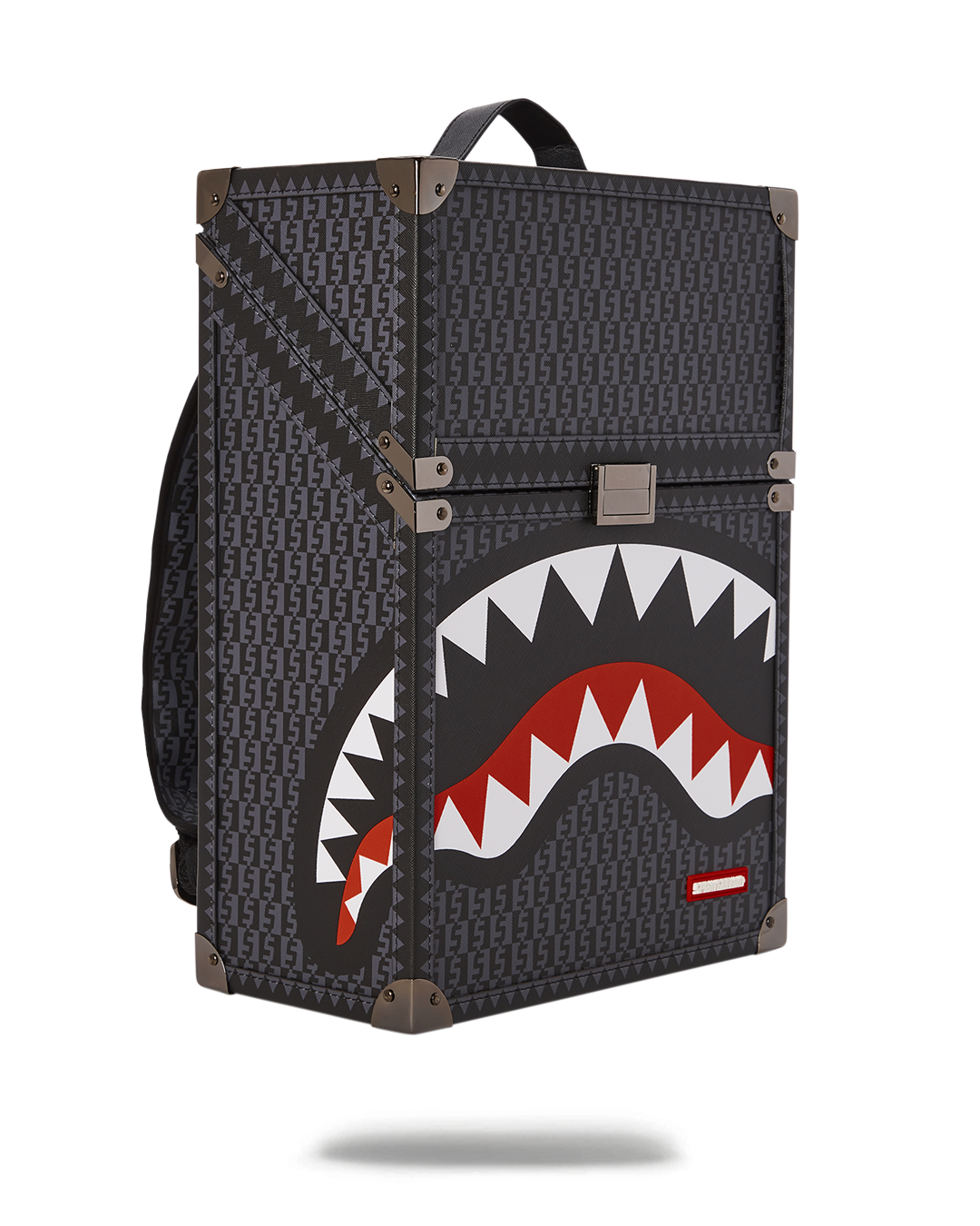 Spraygatti Revv Chaturanga Shark 1900 Backpack - Image 3