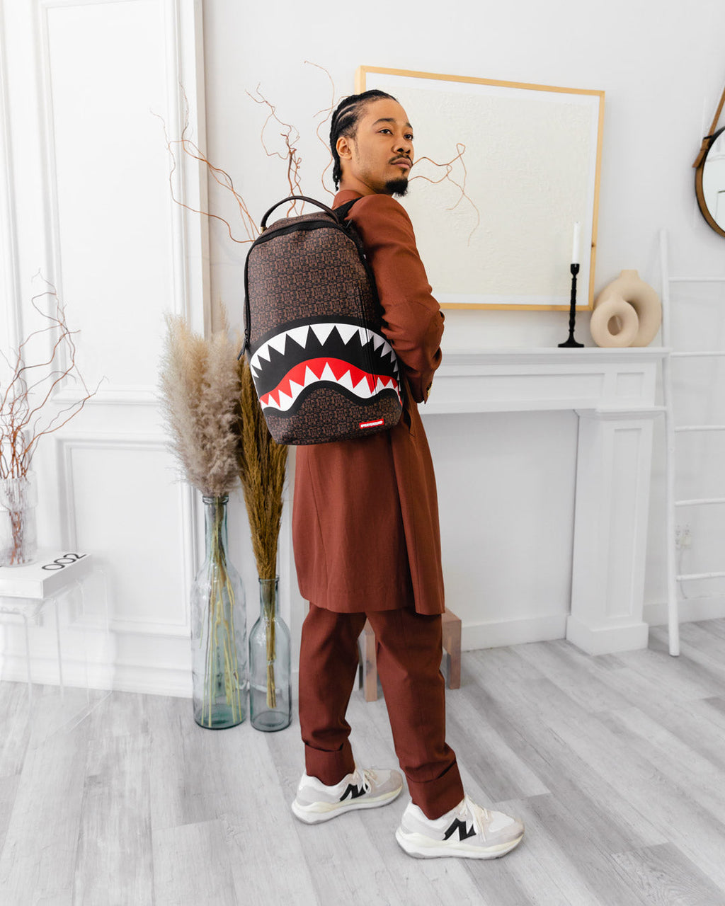 Frenzy Sharks Backpack (Dlxv) - Image 2