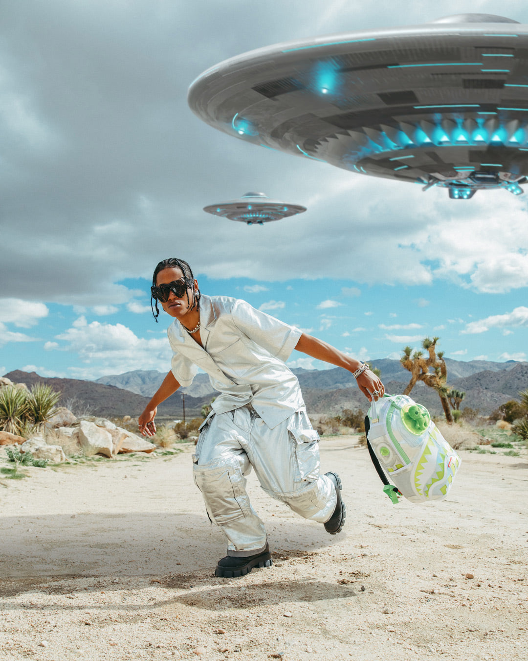 Alien Mothership Backpack - Image 6