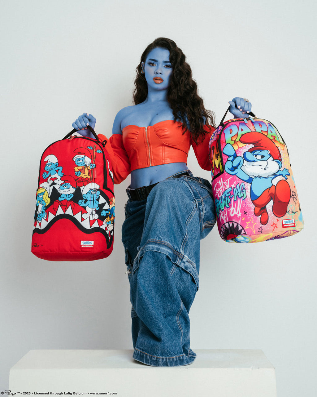 Papa Smurf on the Run Backpack - Image 9