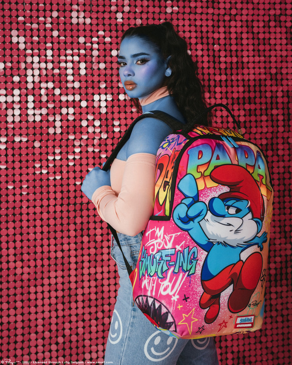 Papa Smurf on the Run Backpack - Image 15