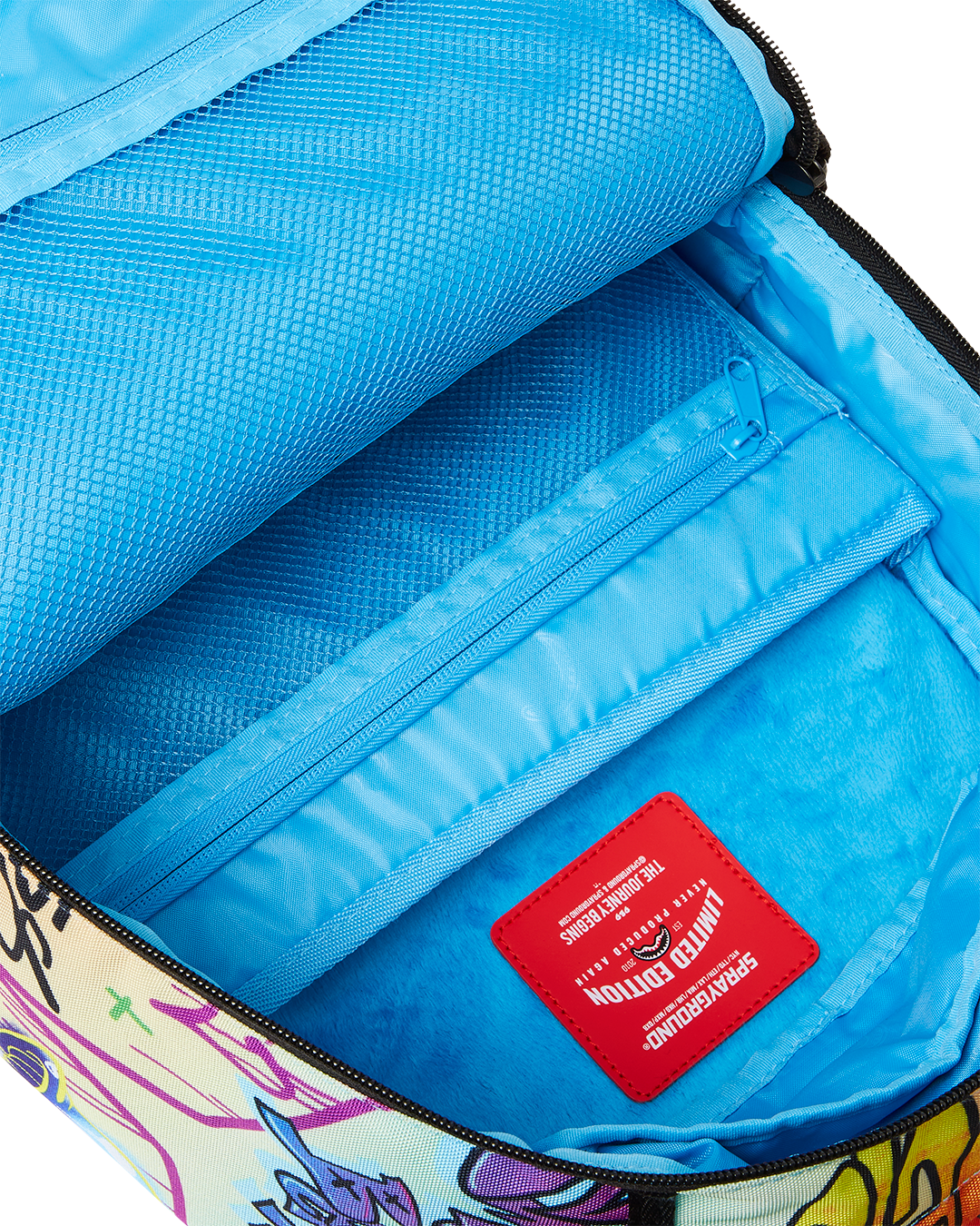 Papa Smurf on the Run Backpack - Image 14